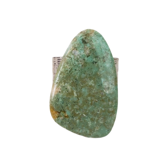 Jewelry - Natural green turquoise textured band ring